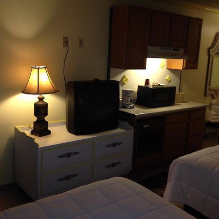 Victorian Inn Sparks Room photo