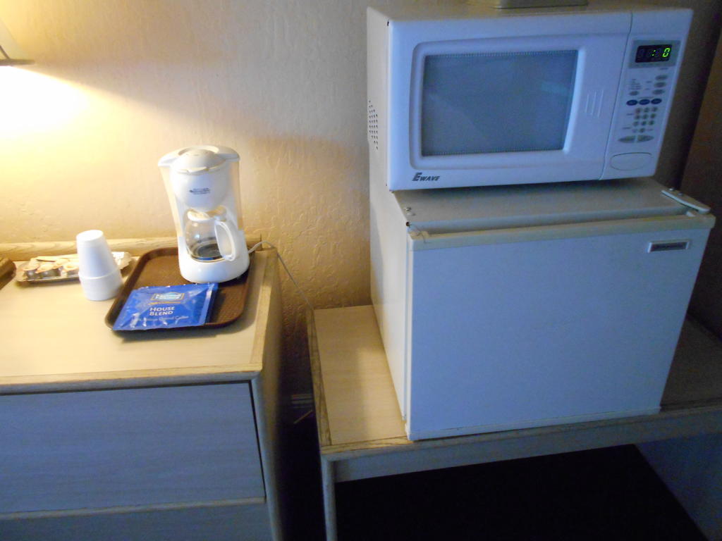 Victorian Inn Sparks Room photo